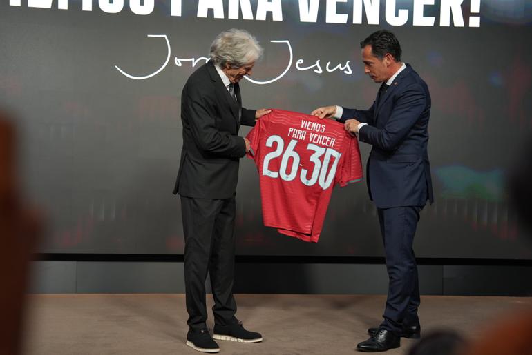 Pedro Proença apresenta Jorge Jesus como novo selecionador nacional - Foto: Maycon Quiozini