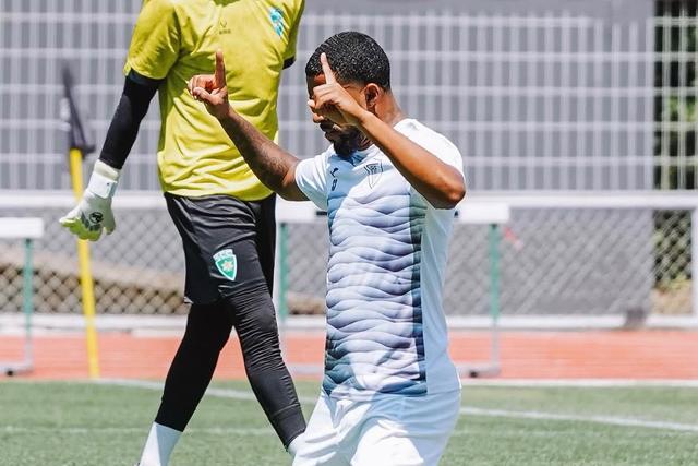 André Clóvis, melhor marcador dos academistas na época passada (26 golos), começou a nova temporada a marcar - Foto: Académico de Viseu