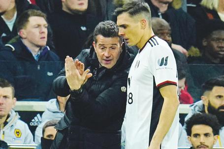 Marco Silva e João Palhinha criaram uma excelente relação no Fulham, no qual estiveram duas épocas juntos — Foto: IMAGO