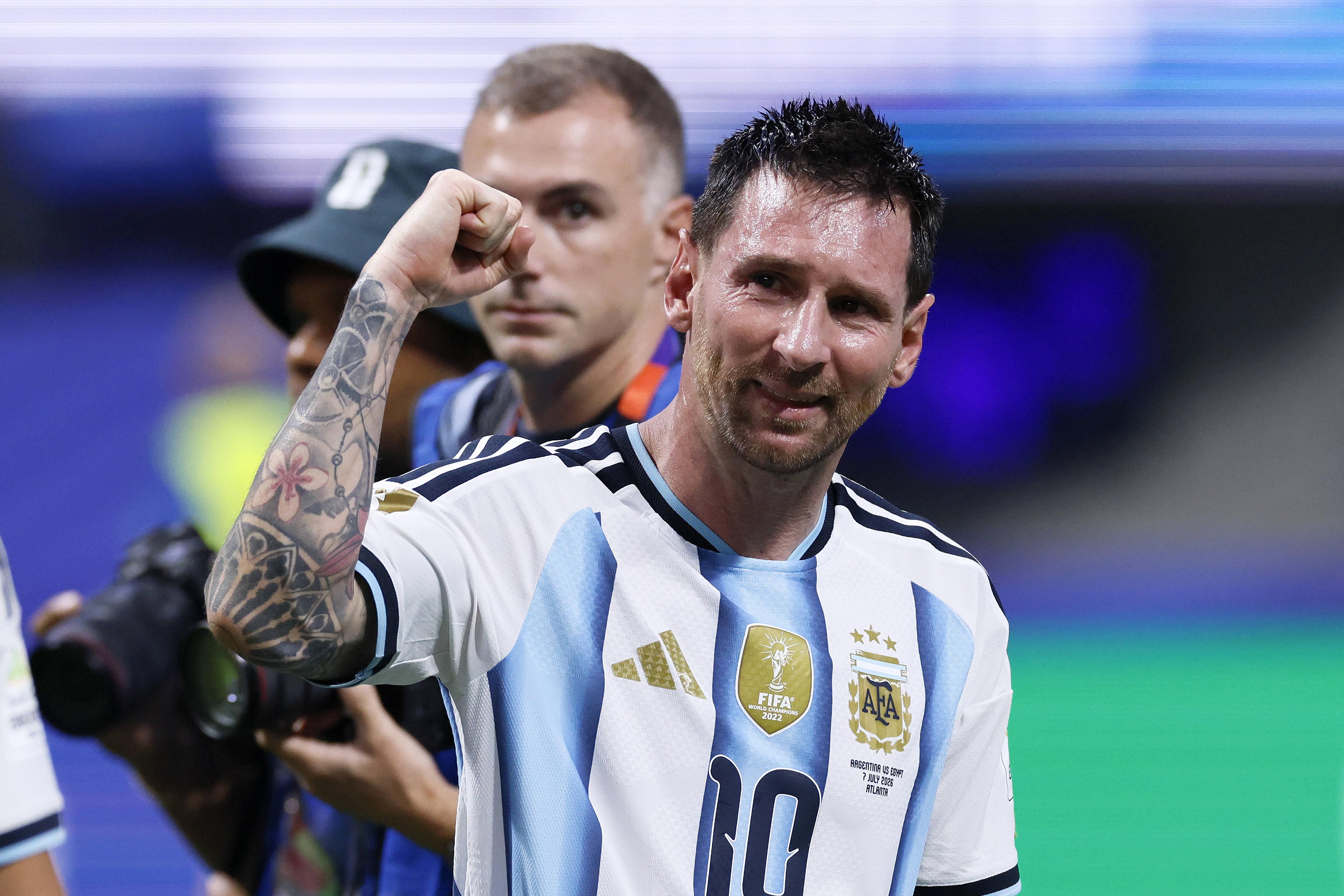 Messi nunca permitiu que o génio expulsasse a ternura — Foto: IMAGO