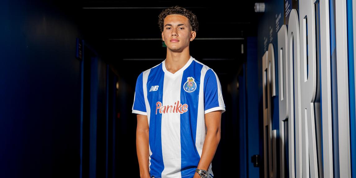 João Lopes, médio da formação portista - Foto: FC PORTO