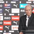 «Preparei-me desportivamente para ser selecionador»