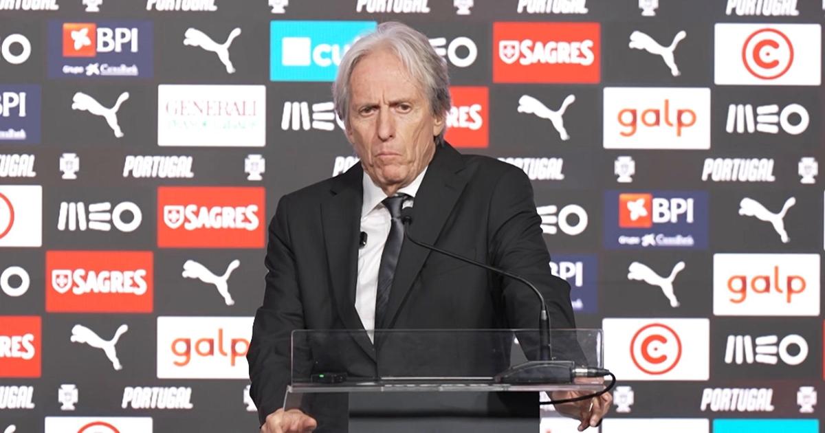 «Preparei-me desportivamente para ser selecionador»