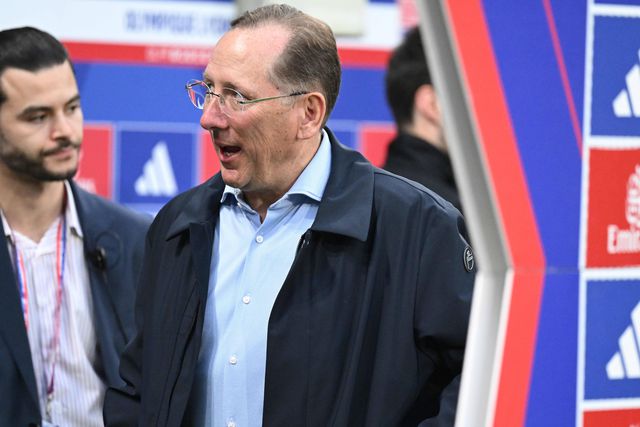 John Textor formaliza nova proposta para comprar o Everton