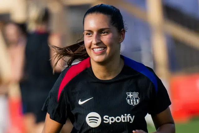 Vídeo: Kika Nazareth estreia-se no Barcelona com assistência