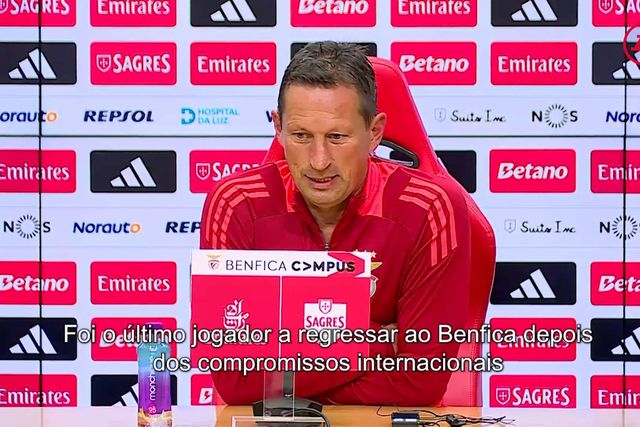Roger Schmidt reage à renovação de Di María