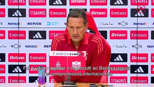 Roger Schmidt reage à renovação de Di María