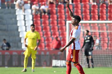 Mercado e Ochoa 'reforçam' Aves SAD antes da estreia na Taça de Portugal