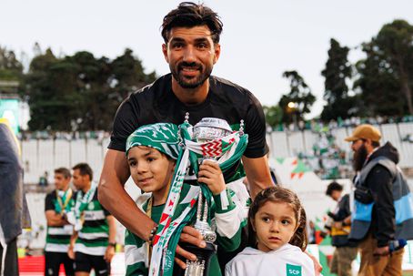 Sporting: Esgaio deve ficar fechado no Corinthians esta semana