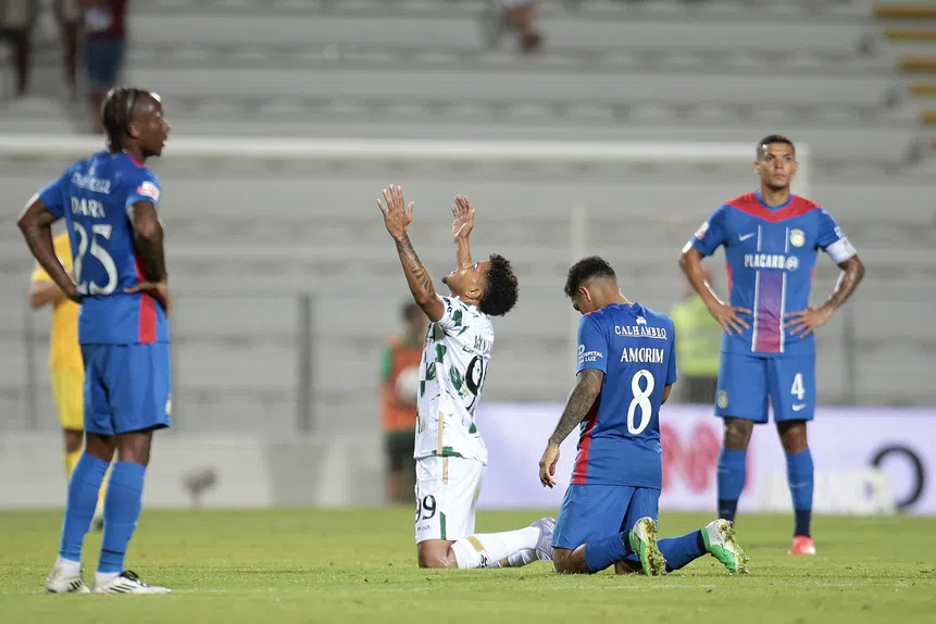 Maranhão decide! Alverca tomba no fim