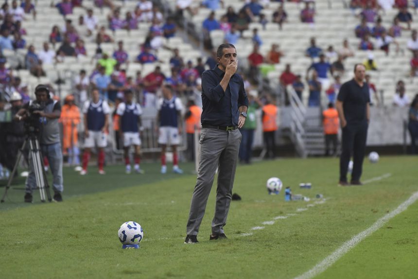 Renato Paiva, treinador do Fortaleza