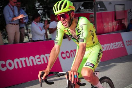 Volta a Portugal: Alexis Guerin (Anicolor) penalizado por abastecimento irregular