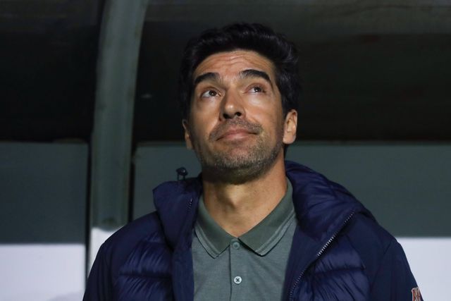 Eliminação na Taça trouxe muitas críticas ao português