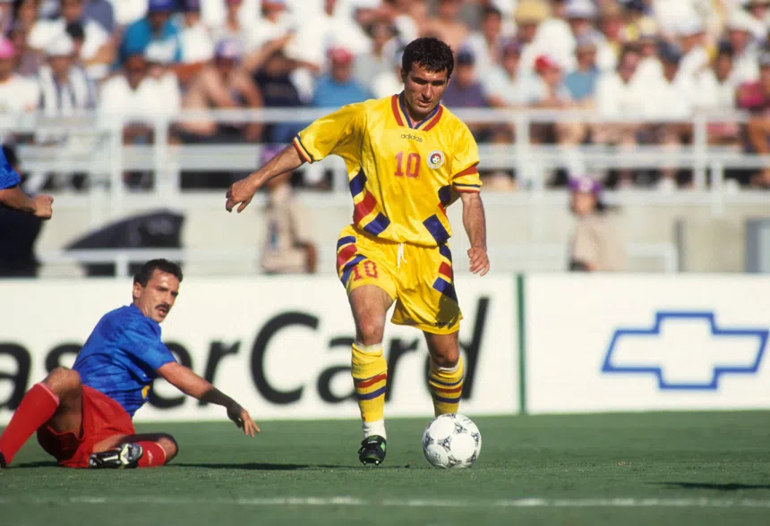 Hagi: Mundial perdido = Bola de Ouro
