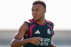 Mbappé já se apresentou às ordens de José Mourinho - Foto: Real Madrid