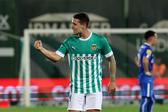 Pedro Amaral festeja depois de marcar ao FC Porto - Foto: A BOLA