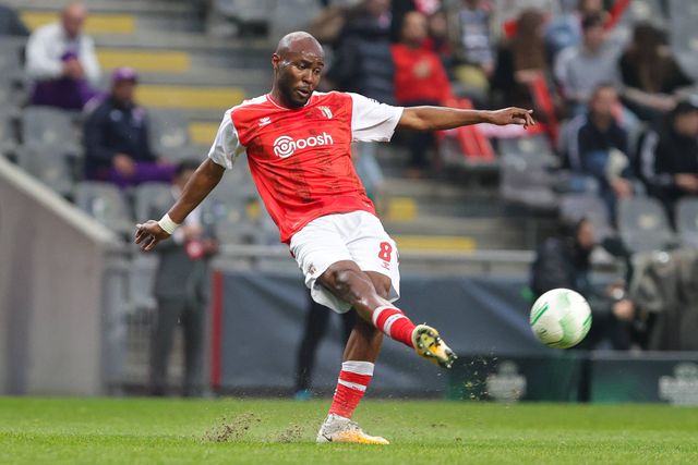 Fenerbahçe tenta contratar Al Musrati