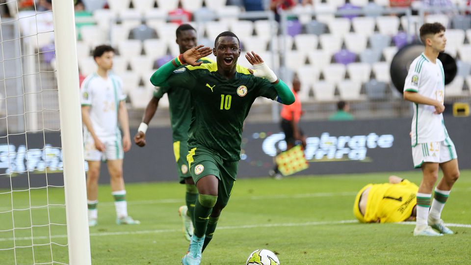 Histórico: avançado estreia-se na seleção do Senegal com 15 anos e 94 dias