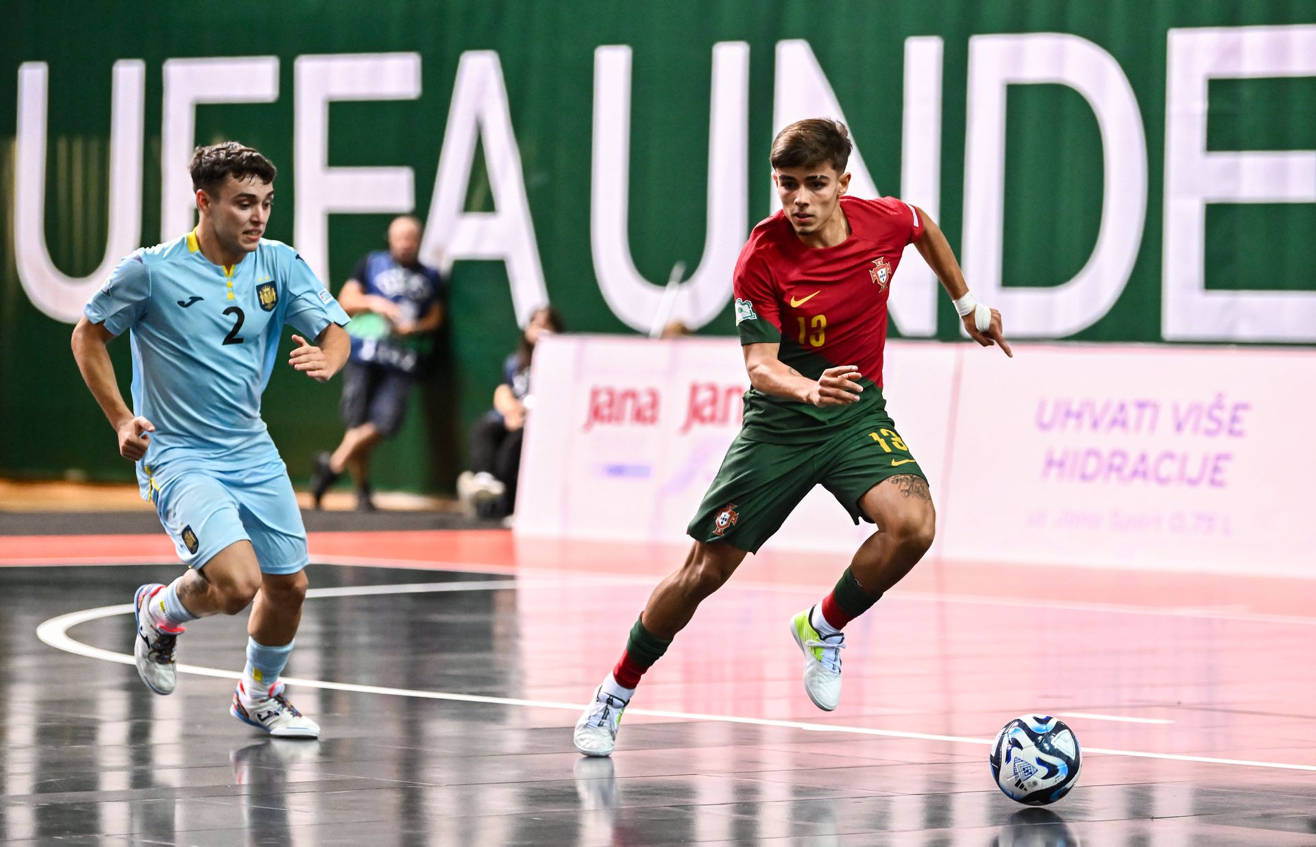 Futsal: Portugal perde a final do Euro sub-19 frente à Espanha