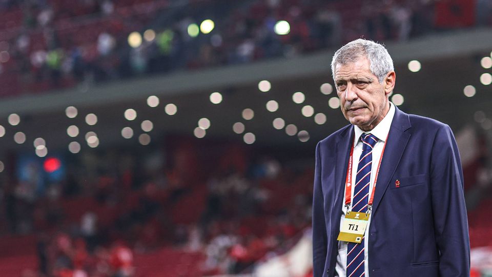 OFICIAL: Fernando Santos deixa de ser selecionador da Polónia