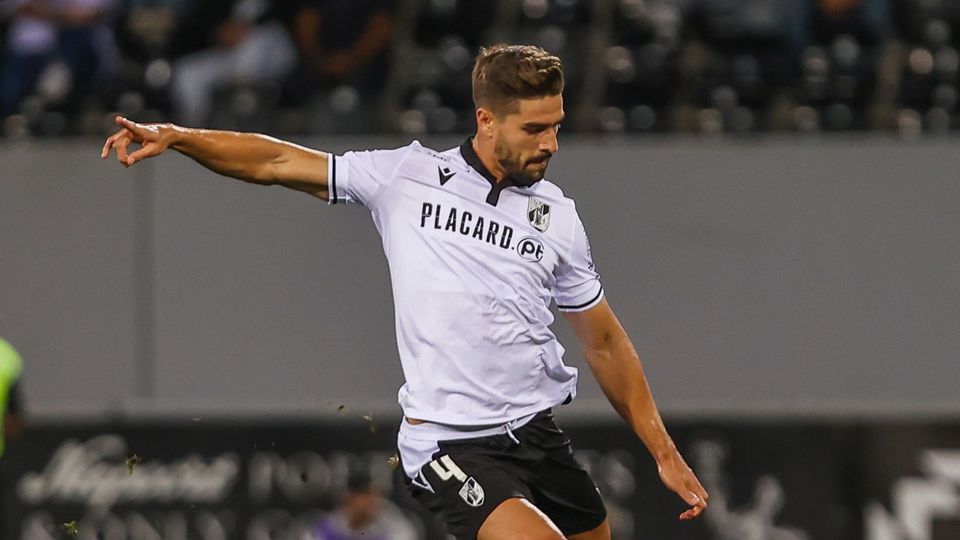 V. Guimarães quer enviar a fatura ao Portimonense