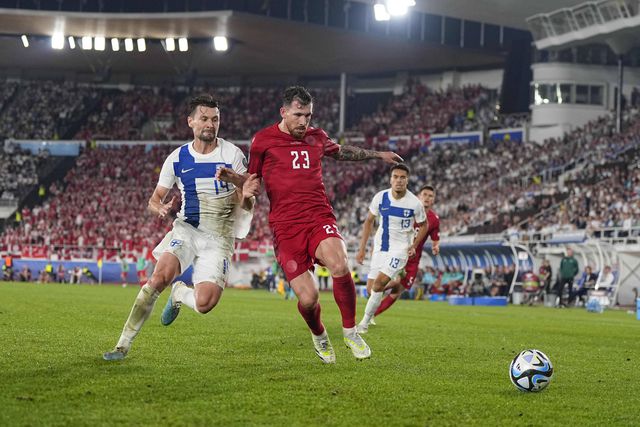 Dinamarca vence sem Hjulmand na Finlândia e assume liderança