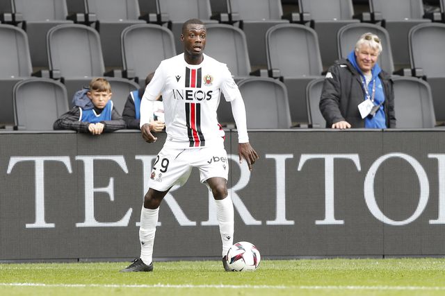 Custou 80 milhões ao Arsenal e sai a custo zero para a Turquia