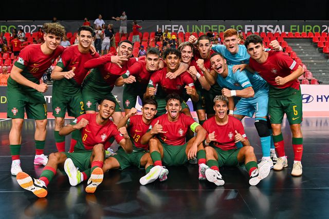 Portugal nega tri à Espanha e conquista inédito título europeu em sub-19!