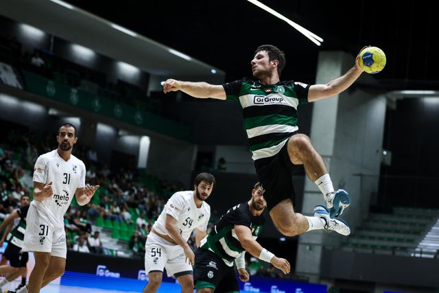 Siga aqui em direto: Sporting joga em França para a Champions