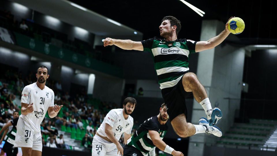 Siga aqui em direto: Sporting joga em França para a Champions