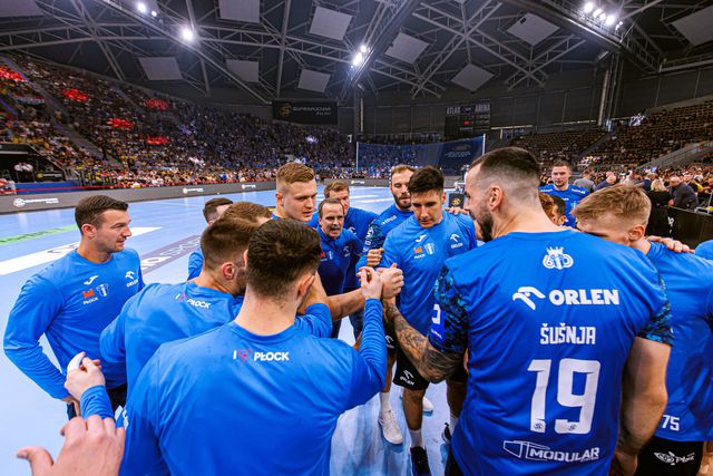 Incêndio desvia voo de adversário do Sporting para Faro