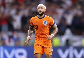 Será Depay a maior estrela europeia a rumar ao Brasil?