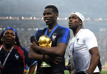 Seis familiares (incluindo irmão) de Pogba vão a julgamento pelo rapto do jogador