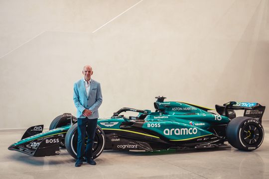 Oficial: Adrian Newey assina pela Aston Martin