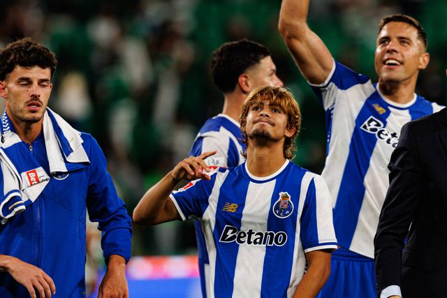 Rodrigo Mora, o FC Porto e o mercado: «Estou muito feliz no meu clube»