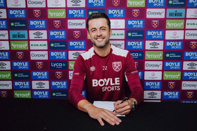Saiu em junho e volta... em setembro: Fabianski está de regresso ao West Ham