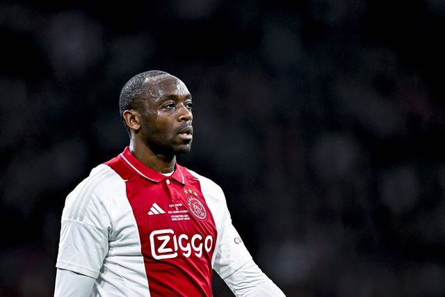 Antigo jogador de Ajax, Atl. Madrid e Man. City detido por suspeita de fraude