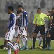 Lucas Soares foi expulso, mas o Casa Pia arrancou à mesma um empate a ferros com o FC Porto (Foto: Rui Raimundo/ASF)