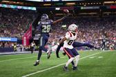 Nehemiah Pritchett interceta passe de Drake May. Foto NFL