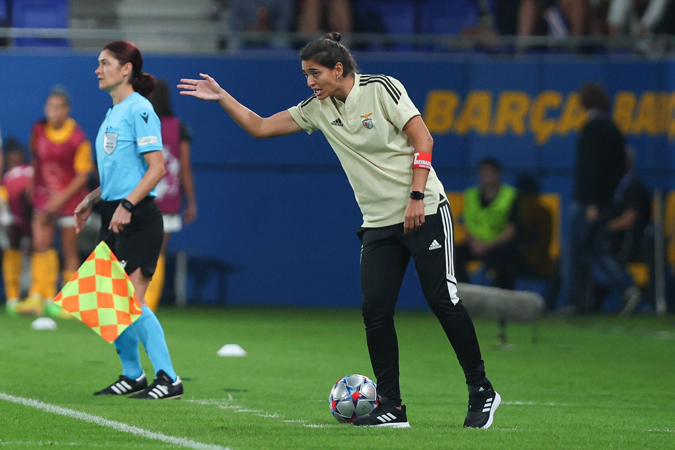 Benfica defronta Apollon Limassol no acesso à Champions feminina