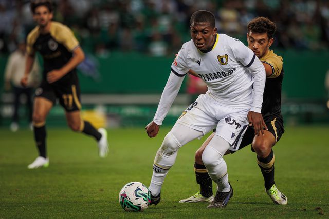 Famalicão: Zaydou mantém-se no onze