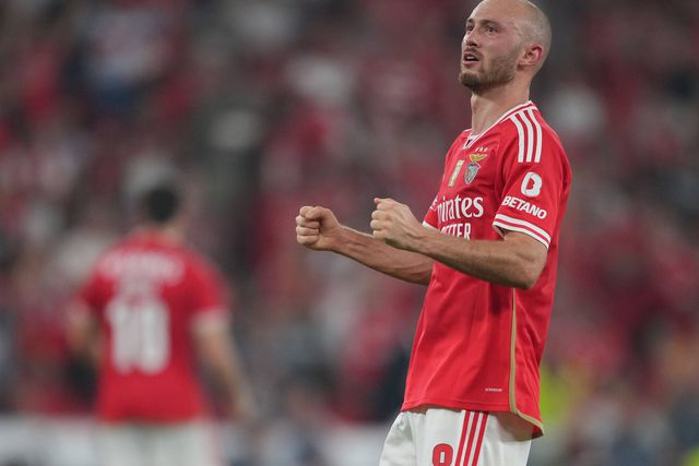 Fredrik Aursnes é o único jogador de que Roger Schmidt nunca prescinde