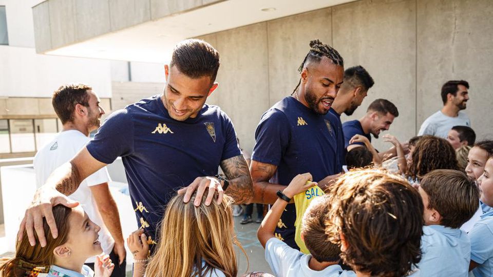 Estoril: quinteto de jogadores marcou presença em evento sobre saúde mental