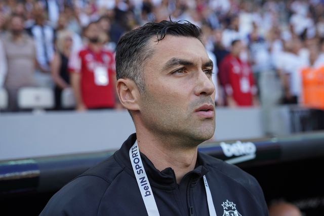 Burak Yilmaz assume comando técnico do Besiktas