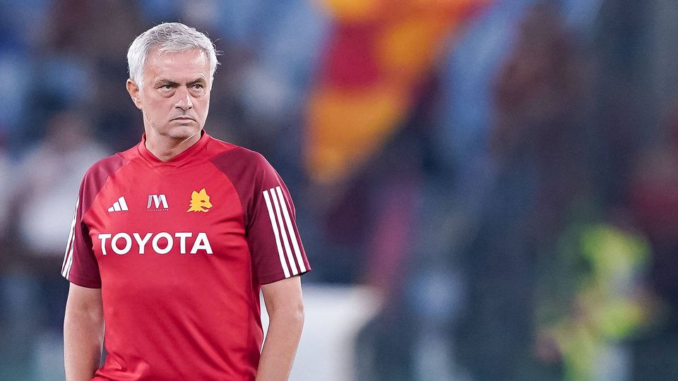 José Mourinho responde aos críticos: «O anti-Mourinhismo vende...»