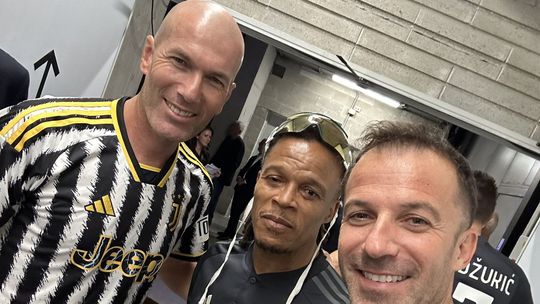 Zidane, Del Piero, Davids... Encontro de lendas em Turim (fotos e vídeos)