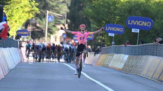 Powless conquista Gran Piemonte, Rui Costa fica dentro do top 50