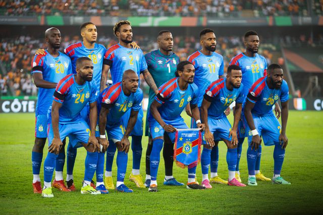 VÍDEO: jornalista agredido e ameaçado com arma durante treino da RD Congo