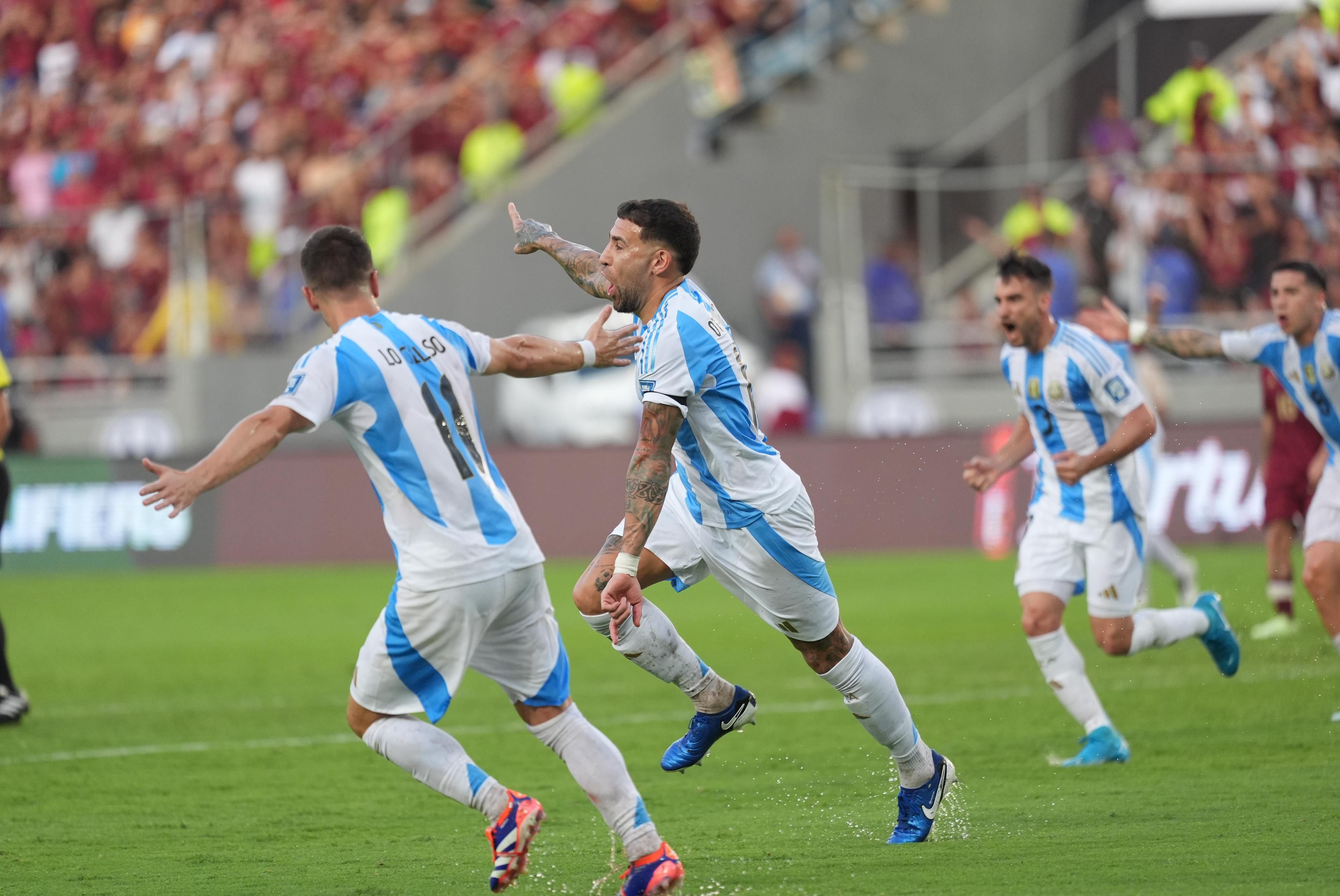 VÍDEO: Otamendi coloca a Argentina na frente contra a Venezuela