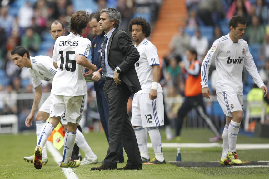Sergio Canales e José Mourinho no Real Madrid em 2010/11